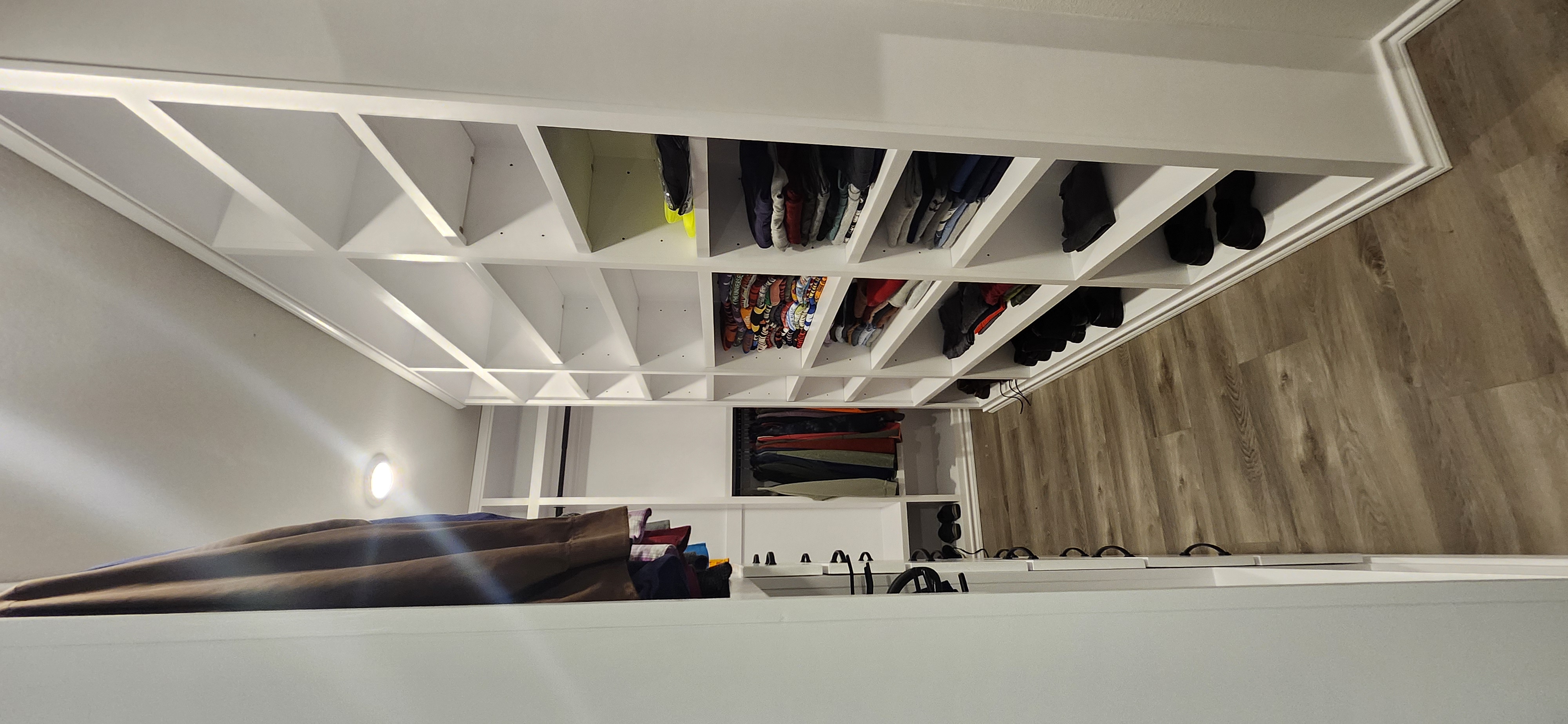 Cabinet & Trim 32
